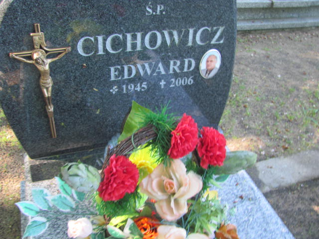 Krystyna Cichowicz 1954 Rzepin - Grobonet - Wyszukiwarka osób pochowanych